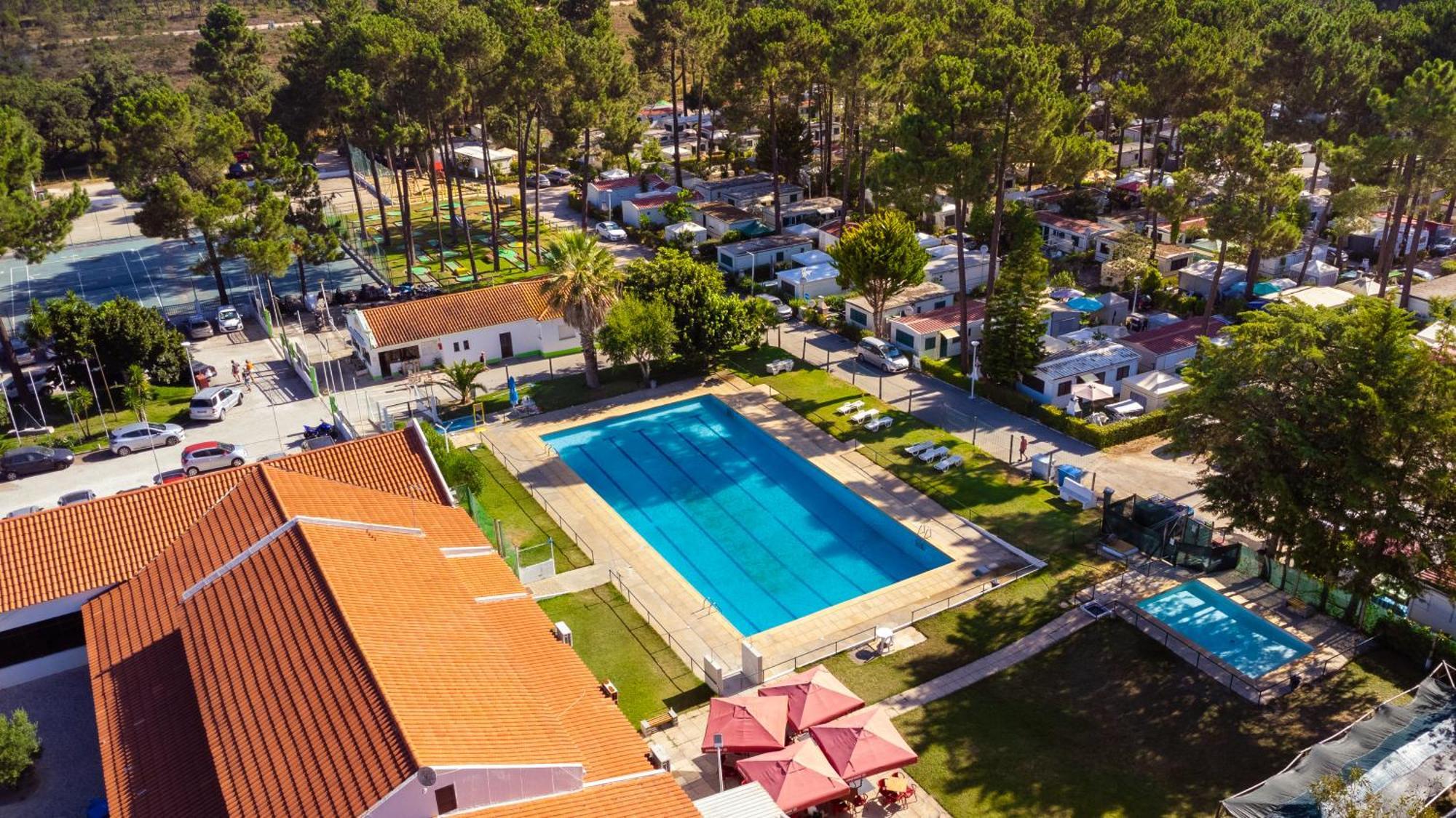 Kampaoh Sesimbra Hotel Exterior foto
